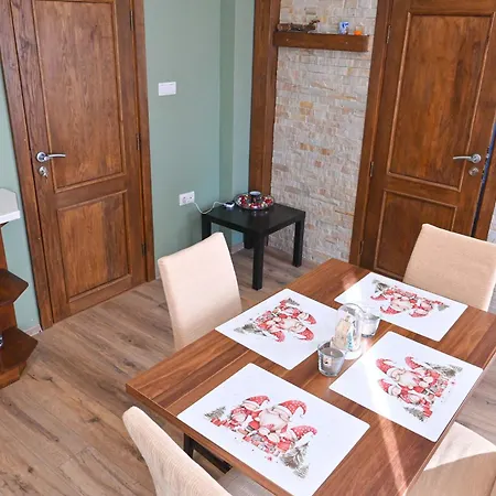 Comfortable 2-bedroom Near The Lift By Flat Mаnаger Appartamento *