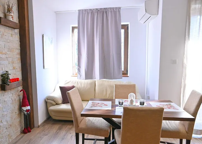 Comfortable 2-bedroom Near The Lift By Flat Mаnаger * Банско